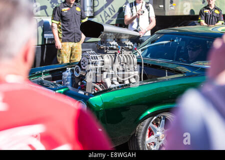 Ein Hot-Rod-Auto beim Bathurst 1000 Rennen in Australien Stockfoto