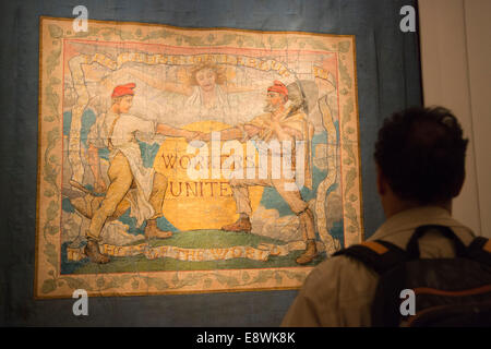 Presse-Preview der Ausstellung Anarchie & Schönheit: William Morris und sein Vermächtnis, 1860-1960, National Portrait Gallery, London. Stockfoto