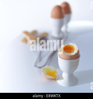 Gekochten Eiern zum Frühstück Stockfoto