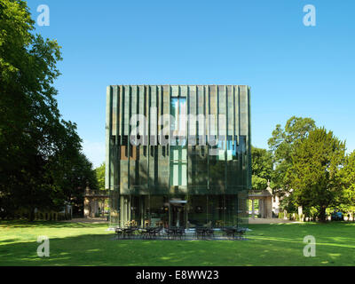 Garde-Detail der Holburne Museum Erweiterung, Bad. Modernen Erweiterungsbau klassizistischen Stil Museum, Galerie Raum und Garten Café, England, UK unterzubringen. Stockfoto