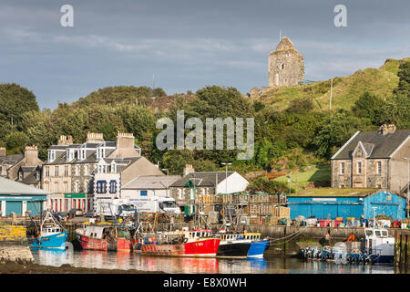 Tarbert Burg & Hafen im Westen Argyll, Schottland. Stockfoto