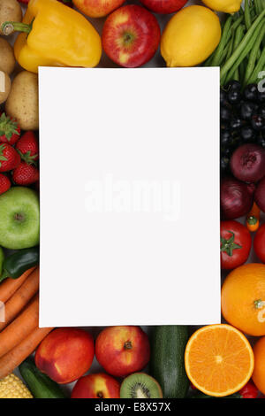 Leer Warenkorb Liste oder Notizblock mit Obst und Gemüse mit Exemplar Stockfoto
