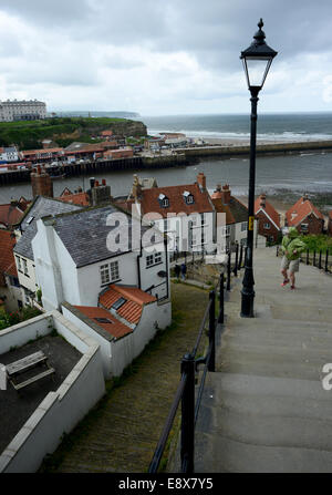 Whitby - Kirche Schritte Stockfoto