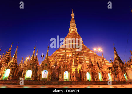 Die Shwedagon-Pagode in Rangon / Yangon Stockfoto