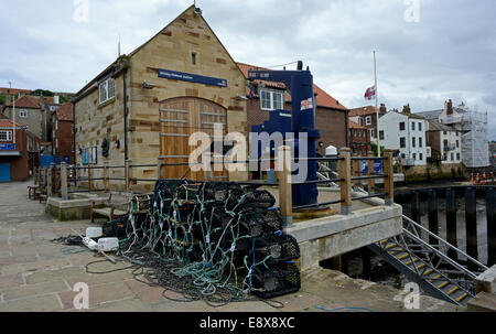 Whitby Rettungsstation Stockfoto