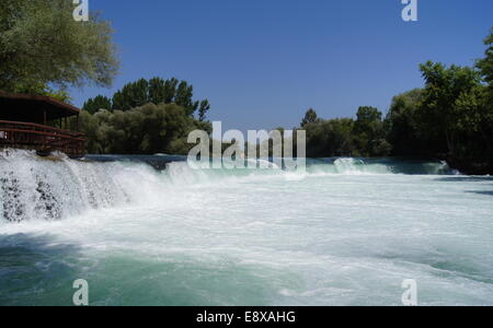 Manavgat Wasserfall auf dem Manavgat-Fluss liegt in der Nähe der Stadt Side Stockfoto
