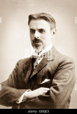 Laurence Housman (1865-1959), englischer Schriftsteller und engagierter Sozialist und Pazifist. Studio-Fotografie aus dem Jahr 1915. Stockfoto