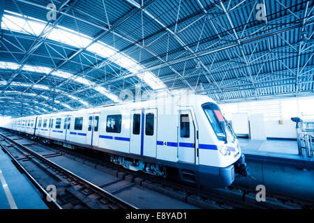 Zug-Bewegungsunschärfe Stockfoto