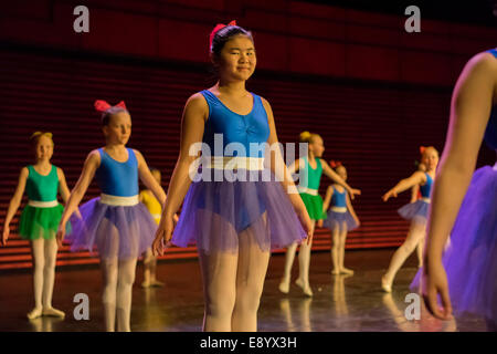 Ballett-Tänzer, Kinder Festival, Harpa, Reykjavik, Island Stockfoto