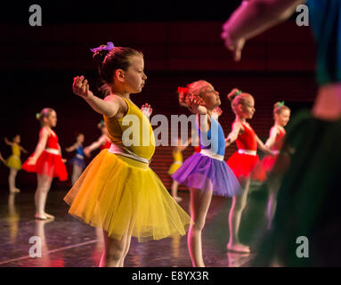 Ballett-Tänzer, Kinder Festival, Harpa, Reykjavik, Island Stockfoto