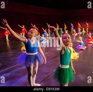 Ballett-Tänzer, Kinder Festival, Harpa, Reykjavik, Island Stockfoto