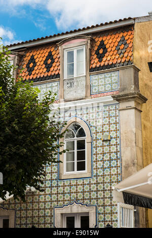 Sintra Portugal typische Fliese Fassade gemustert Dachziegel auf Gebäude Stockfoto