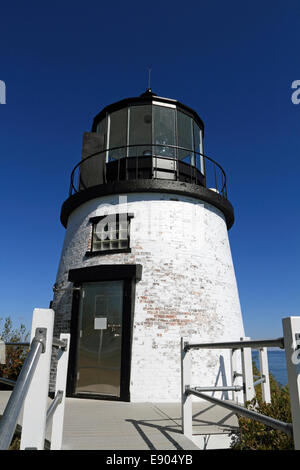 Owls Head Light, die sitzt bei der Eröffnung der Rockland Hafen und westlichen Penobscot Bay, Eulen Kopf, Maine, USA Stockfoto