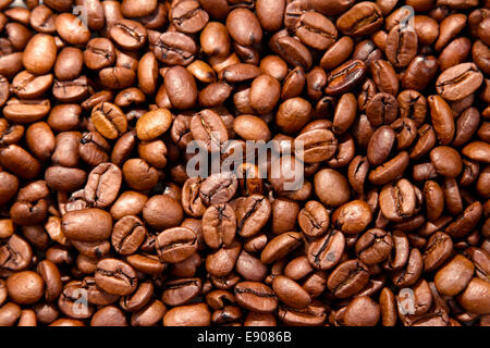 Nahaufnahme von gerösteten Kaffeebohnen Stockfoto