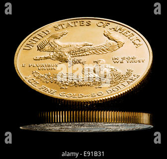 Makro-Bild des gold Eagle Münze Stockfoto