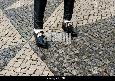 Mode-Designerin Maria Teresa Lucas Ankunft bei der Pedro Pedro Frühjahr/Sommer 2015-Modenschau in Lissabon, Portugal - 12. Oktober 2014 - Foto: Start-und Landebahn Manhattan/Celine Gaille Stockfoto