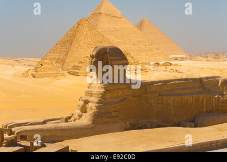 Sphinx Seite Ansicht Pyramiden Gizeh Composite Stockfoto