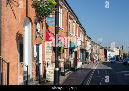 Eine Reihe von Schmuckläden an Vyse Street in Birminghams Jewellery Quarter in Hockley Stockfoto