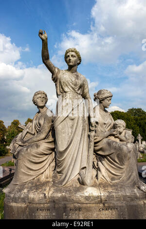 Glaube, Hoffnung und Nächstenliebe Memorial, Brompton Cemetery in London Stockfoto