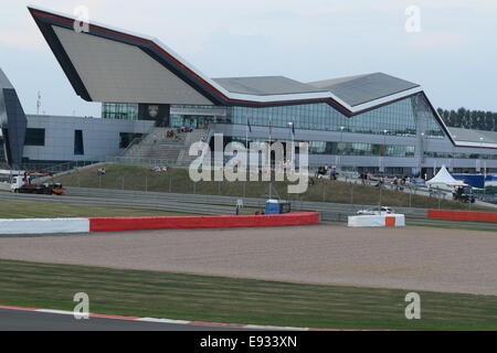 Neue "Flügel" Grube Gebäudearchitektur, Silverstone Stockfoto