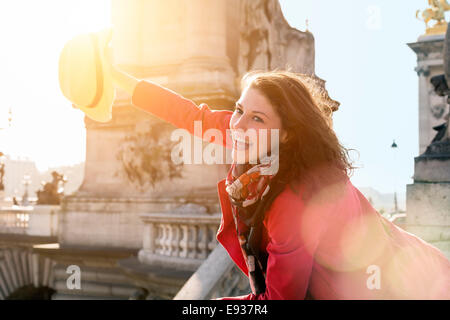 Porträt der Frau in Paris Stockfoto