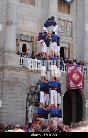 Barcelona, Spanien - 24. September 2012: Menschentürme Wettbewerb am Merce Festival 2012 in Barcelona. Stockfoto