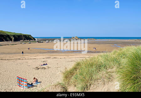 Spätsommer am Summerleaze Beach in Bude, Cornwall, UK Stockfoto