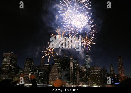 Feuerwerk am Theth Juli 2014, New York City, USA Stockfoto