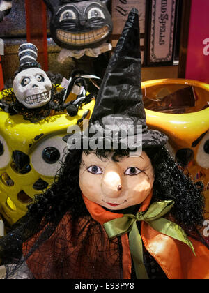 Papyrus Halloween Store-Display, NYC Stockfoto