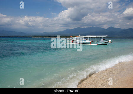 Vertäut Ausleger startet Gili Air Lombok Indonesien Stockfoto