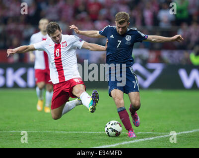 Warschau, UK. 14. Oktober 2014. Grzegorz Krychowiak Polens befasst sich mit James Morrison von Schottland - Polen vs. Schottland - UEFA Euro 2016 Qualifier - Nationalstadion - Warschau - 14.10.2014 Pic Philip Oldham/Sportimage. © Csm/Alamy Live-Nachrichten Stockfoto