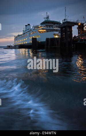 Mukilteo-Clinton Fähre für Whidbey Island. Mukilteo, Washington, USA Stockfoto