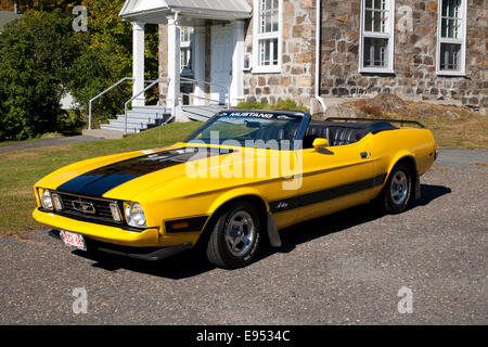 1973 Ford Mustang Cabrio, Roxton Teich, Quebec, Kanada Stockfoto