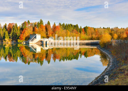 Dam bin Forggensee bei Rosshaupten, Wasserkraftwerk, Ostallgaeu, Allgäu, Schwaben, Bayern, Deutschland Stockfoto