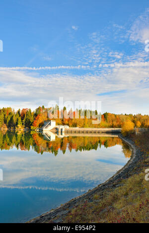 Dam bin Forggensee bei Rosshaupten, Wasserkraftwerk, Ostallgaeu, Allgäu, Schwaben, Bayern, Deutschland Stockfoto