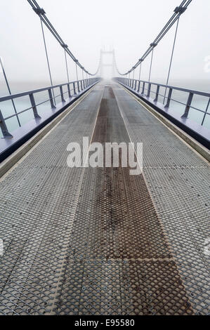 Brücke über den Fluss Jökulsá, Gletscherlagune Jökulsárlón, Osten, Osten, Island Stockfoto