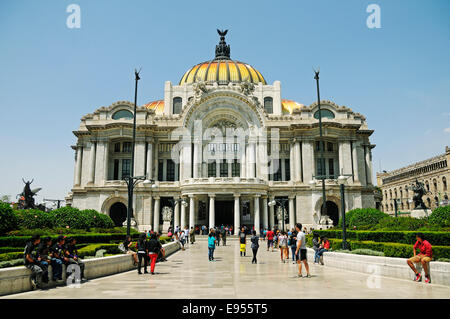 Palacio de Bellas Artes, Palast der schönen Künste, Museum und Opernhaus, Altstadt, Mexiko-Stadt, Distrito Federal, Mexiko Stockfoto