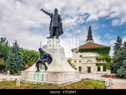 Lajos Kossuth Statue, Kossuth-Platz in Kecskemet, südlichen ungarischen Tiefebene Region Bacs-Kiskun Grafschaft, Ungarn Stockfoto