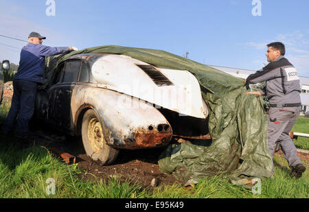 Jiri Hanzelka Und Miroslav Zikmund Stockfotografie Alamy