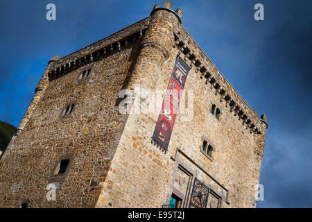 Torre del Infantado oder Infantado Turm. Potes, Comarca von Liebana. Kantabrien, Spanien. Stockfoto