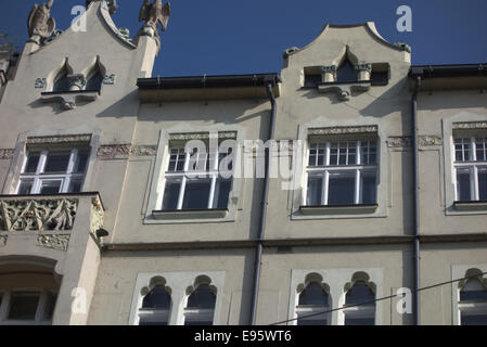 Verschiedene Ansichten von Prag, eine elegante Stadt der Schlösser, Museen, Hallen & Gärten rund um den Fluss durch das Weben. Elegante Stockfoto