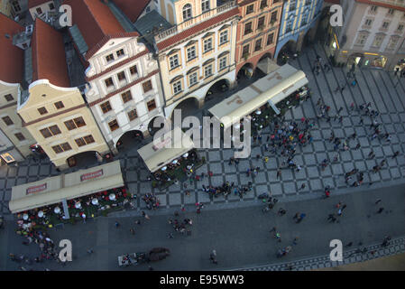 Verschiedene Ansichten von Prag, eine elegante Stadt der Schlösser, Museen, Hallen & Gärten rund um den Fluss durch das Weben. Elegante Stockfoto