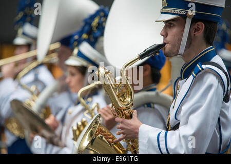 Band Musiker während der Columbus Day Parade in New York City 2014 Stockfoto