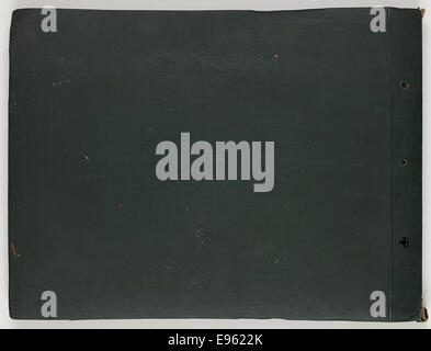 Dieses Foto ist Teil eines Albums, das den Zweiten Chinesisch-Japanischen Krieg dokumentiert, insbesondere von 1937 bis 1939. Es bietet Einblicke in die Kriegszeit und zeigt entscheidende Momente des Konflikts auf, wobei die Herausforderungen, denen China während des Krieges gegenübersteht, hervorgehoben werden. Stockfoto