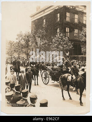 [Heimkehr des ehemaligen Präsidenten Theodore Roosevelt, vorbei an der Fifth Ave, New York City] Stockfoto