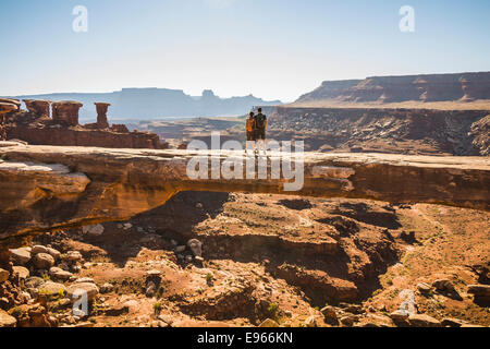 Musselman Bogen in der Nähe von White Rim Trail, Canyonlands National Park, Moab, Utah. Stockfoto