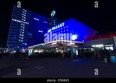 Zoo Palast - das älteste Kino in Berlin (seit 1909), der Veranstaltungsort von 1957 bis 1999 International Film Festival Berlinale Stockfoto