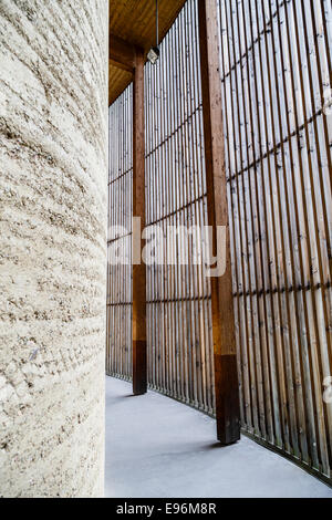 Kapelle der Versöhnung steht an der Stelle des alten Kirche der Versöhnung an der Bernauer Straße, Mitte, Berlin Stockfoto