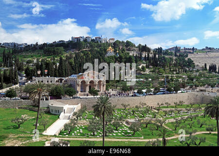 Kirche aller Nationen und Mary Magdalene Convent auf dem Ölberg, Jerusalem, israel Stockfoto