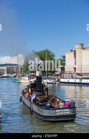 Die "Mayflower" (der weltweit ältesten Dampfschiffes erbaut 1861), bereitet sich auf seinen Liegeplatz am Fluss Avon verlassen Stockfoto